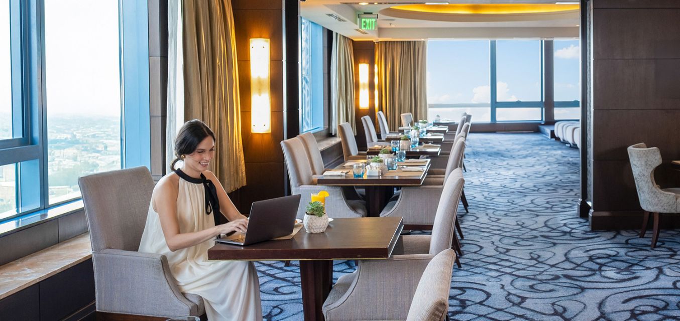 Your VIP Pass: Executive Lounge Access for Club and Suite Guests