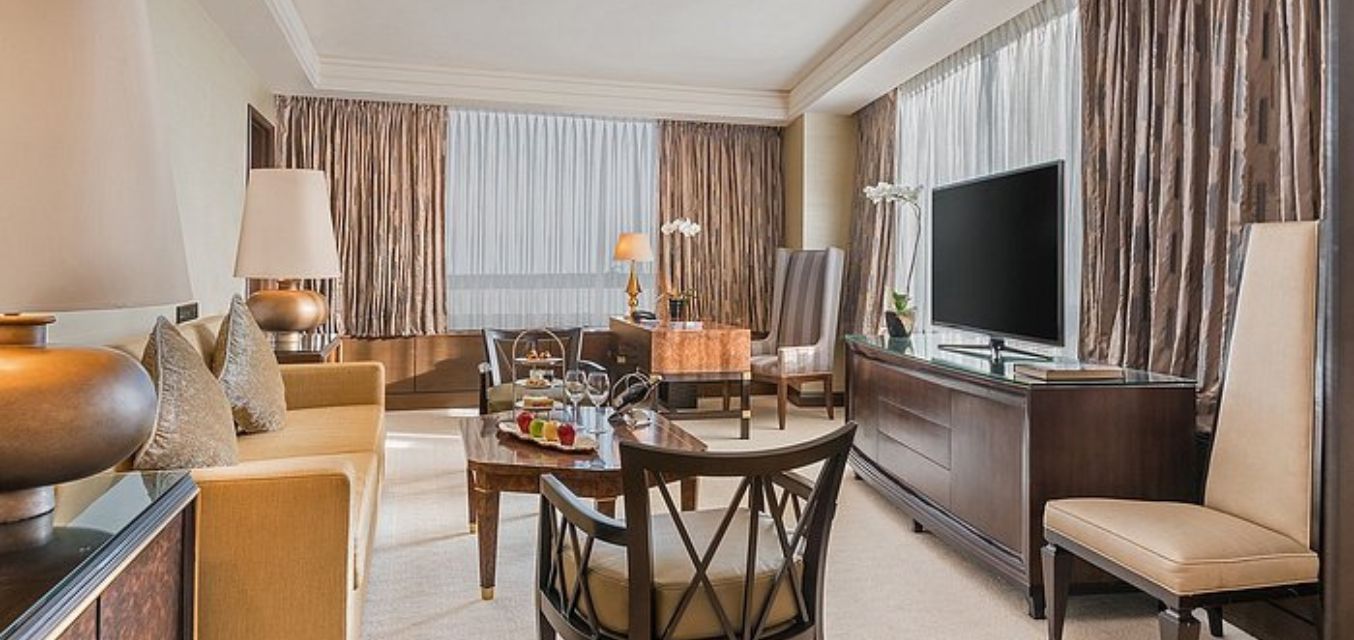 Top Reasons Guests Choose the Best Hotel in Alabang