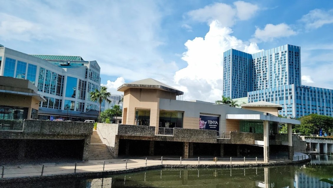 Where to Stay in Alabang for Easy Access to Filinvest City