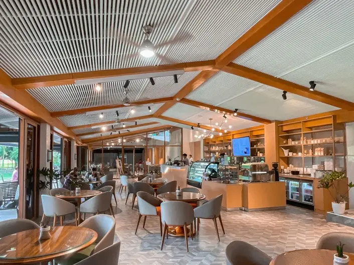 Baker J Café