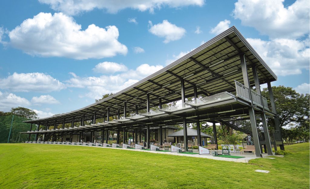 Train and Improve at the Mimosa Plus Driving Range