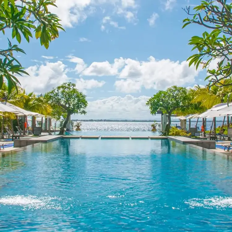 Infinity Pool