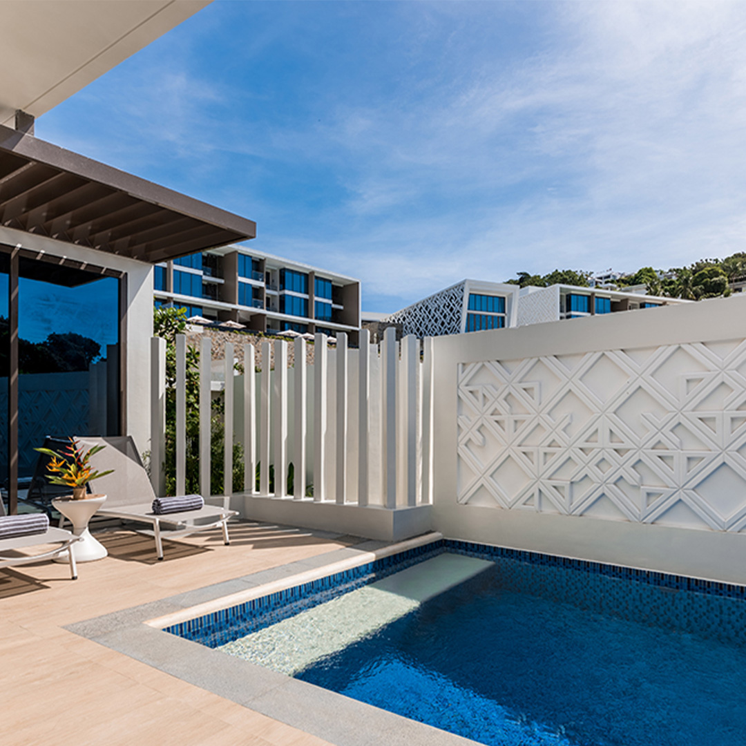 Plunge Into ParadiseImage